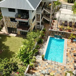 Lodoicea Apartment Bel Ombre